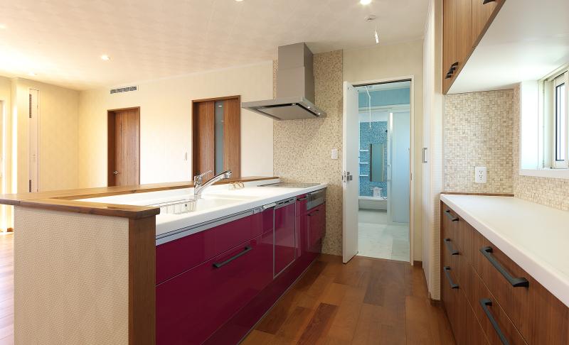 キッチン・洗面室・お風呂場が隣接しているので、毎日の家事を楽々こなせます。