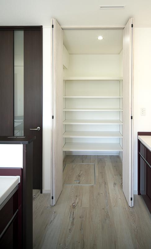 たっぷりしまえる、パントリー