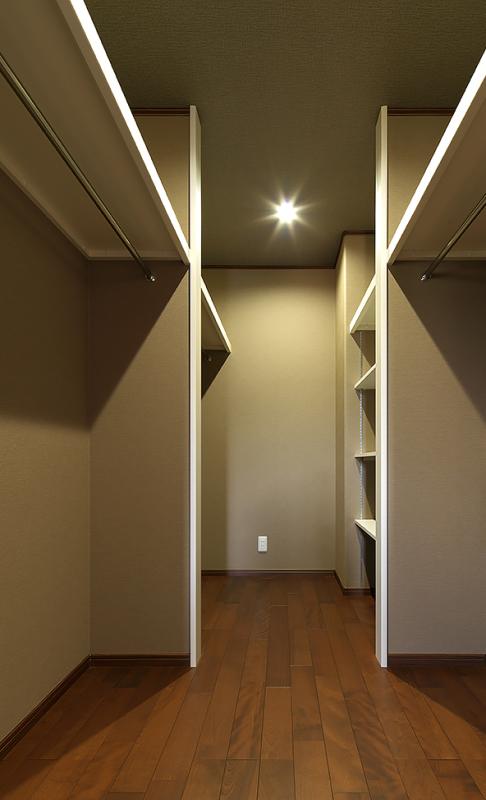 たっぷりしまえる、ウォークインクローゼット