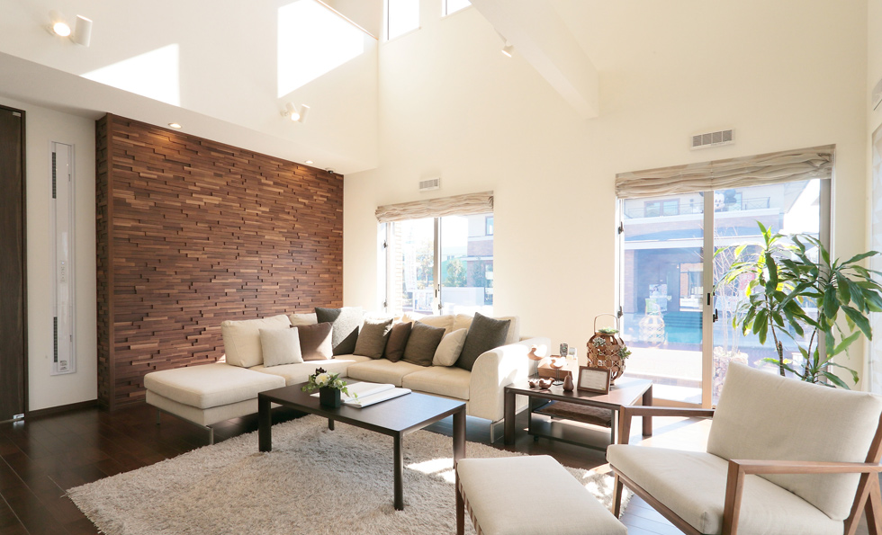 ホームパーティー会場にも早変わりする吹き抜け空間