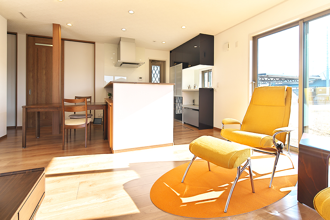 眺めも抜群　夫婦でゆったり過ごす家